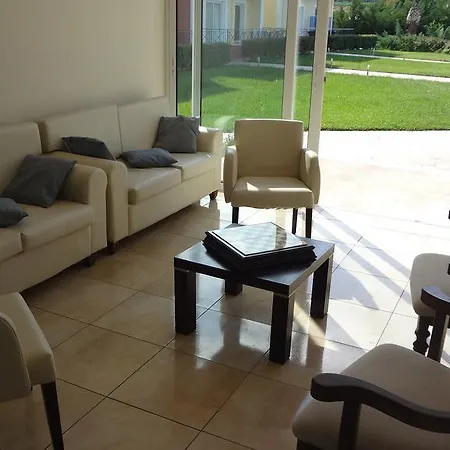 Apartahotel Royal 3*