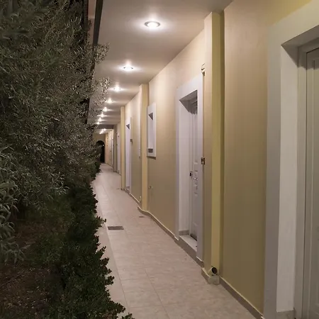 Apartahotel Royal Kalloni (Peloponnese)