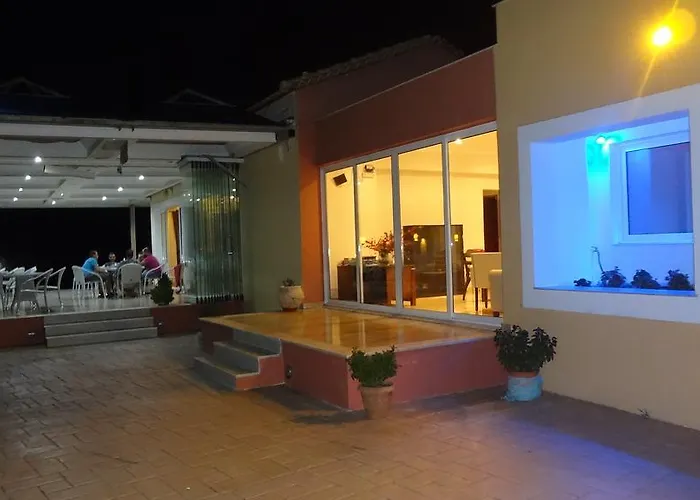 Lägenhetshotell Royal Kalloni (Peloponnese)