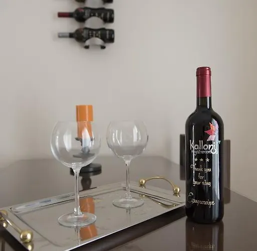 Royal Lägenhetshotell Kalloni (Peloponnese)