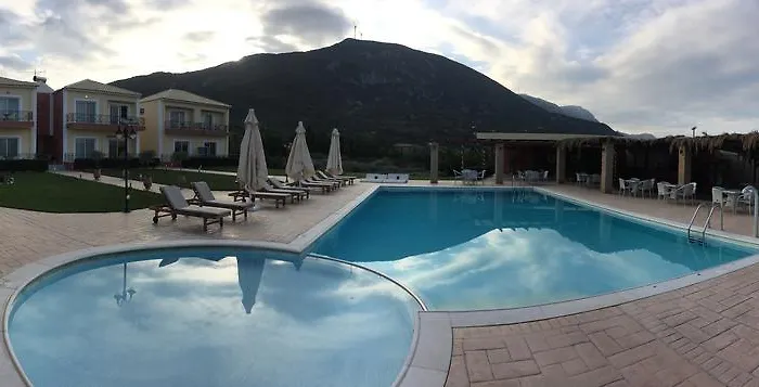 Royal Lägenhetshotell Kalloni (Peloponnese)